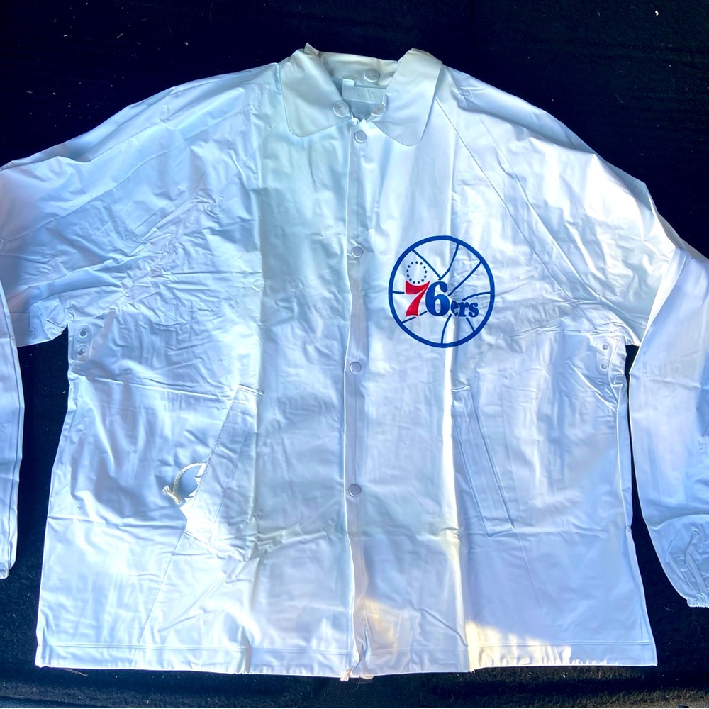 Rare Vintage 80's Philadelphia Sixers Raincoat